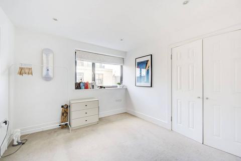 2 bedroom flat for sale - Wheatsheaf Terrace, Parsons Green, London, SW6