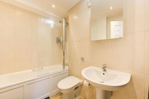 2 bedroom flat for sale - Wheatsheaf Terrace, Parsons Green, London, SW6