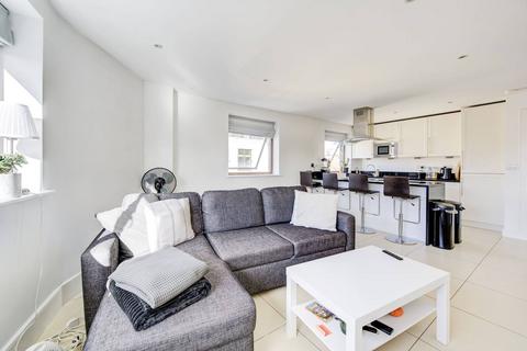 2 bedroom flat for sale - Wheatsheaf Terrace, Parsons Green, London, SW6