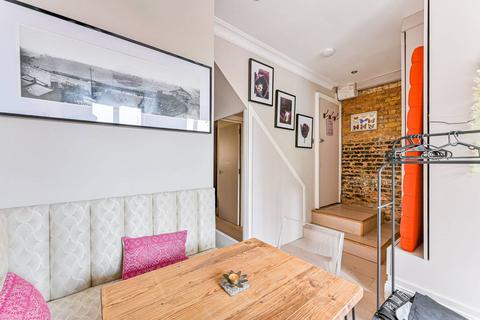1 bedroom flat to rent, Earlsfield Road, Wandsworth Common, London, SW18