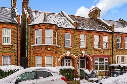 2 bedroom flat to rent - Fleeming Road, Lloyd Park, London, E17