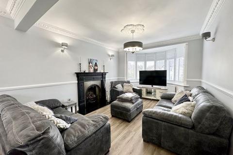 3 bedroom detached house for sale, Blendon Drive, Bexley