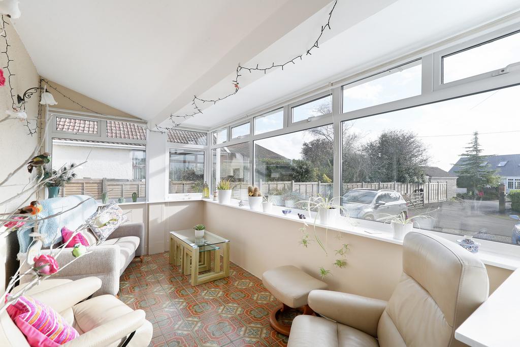 Bleadon Hill, WestonsuperMare, Somerset, BS24 4 bed bungalow for sale