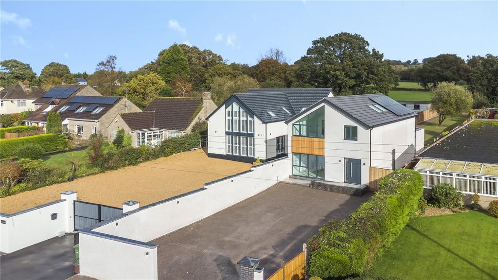Alfriston, Chard Junction, Chard, Somerset, TA20 4 bed detached house