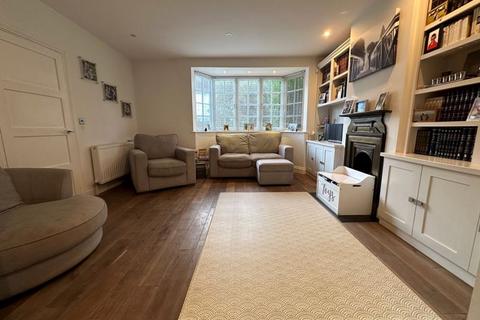 4 bedroom semi-detached house for sale, Erskine Hill, Hampstead Garden Suburb, NW11