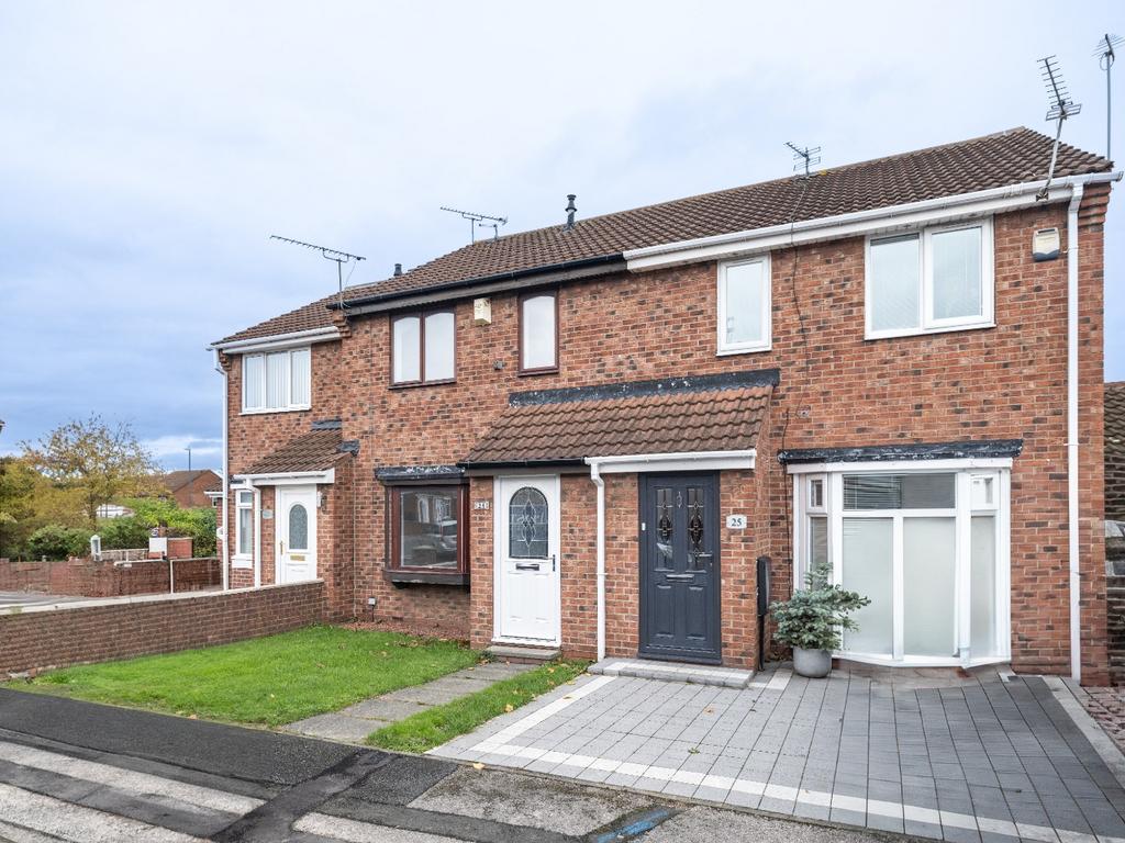Fraser Close, South Shields NE33 3 bed semidetached house for sale £
