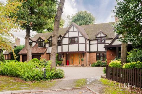 5 bedroom detached house for sale, Tall Trees Close, Emerson Park