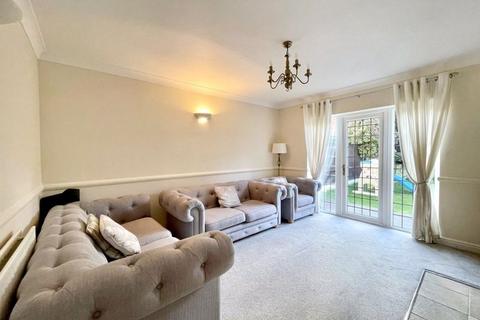 27 Clarence Road, Sutton Coldfield, B74 4AE