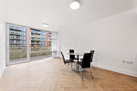 2 bedroom apartment to rent, Chelsea Bridge Wharf, London