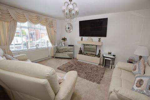 13 Dellside Close, Ashton In Makerfield, Wigan, WN4 0ND