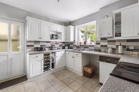 12 Fairway, Carshalton, SM5 4HS