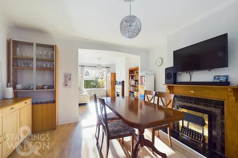 2 bedroom semi-detached bungalow for sale - Corbet Avenue, Sprowston, Norwich
