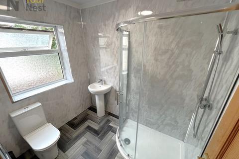 4 bedroom house to rent, The Turnways, Leeds