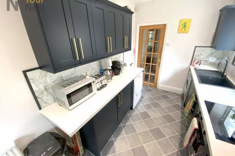 4 bedroom house to rent, The Turnways, Leeds