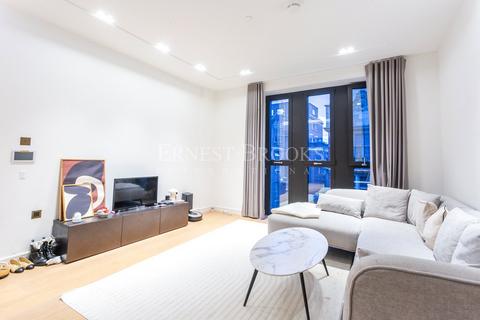 2 bedroom apartment to rent, Lincoln Square, Portugal Street, Holborn, WC2A