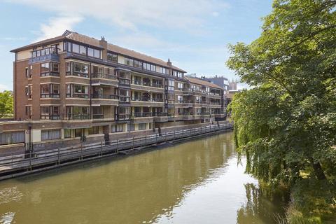 2 bedroom apartment to rent, Beaufort Place, Thompsons Lane, Cambridge, CB5