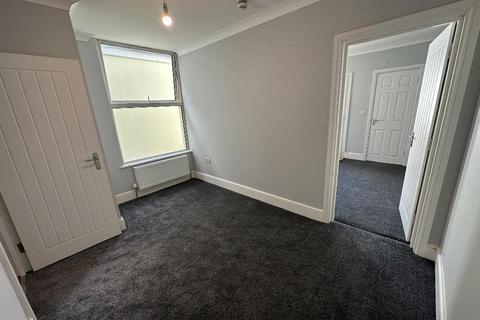 1 bedroom flat to rent, London Road, Bexhill on Sea, East Sussex, TN39 3LE