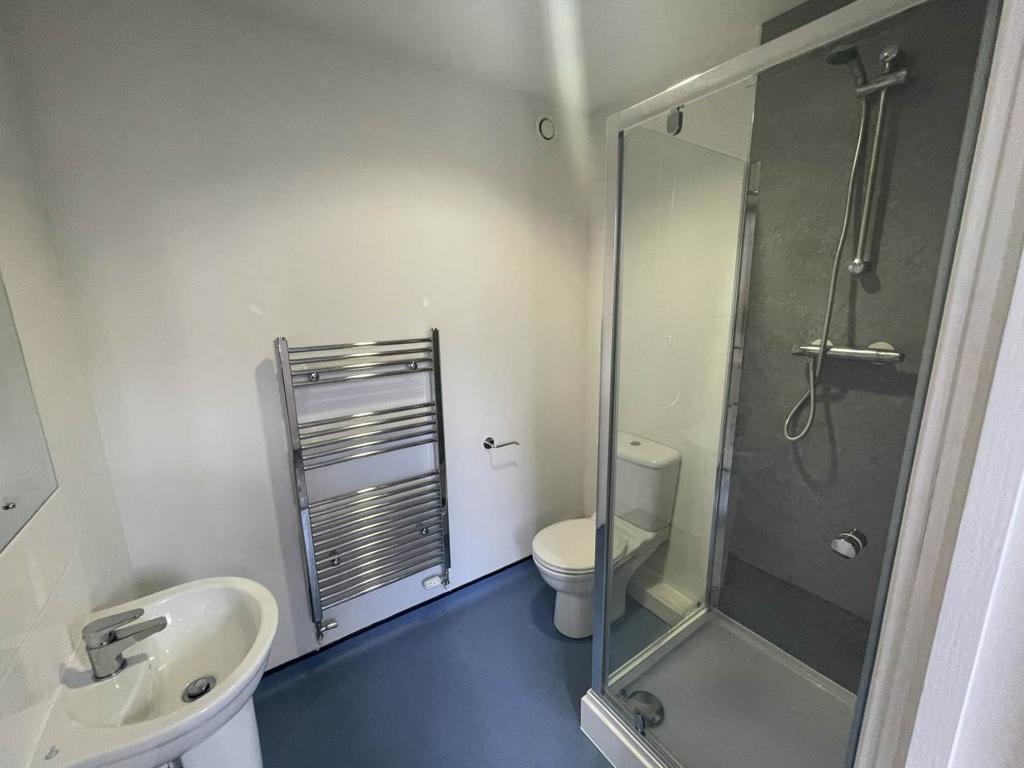 En suite Bathroom