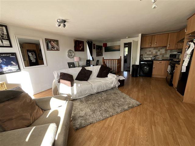 Living room/dining room