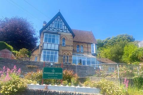 Fernbank House Torrs Park, Ilfracombe, EX34 8AZ
