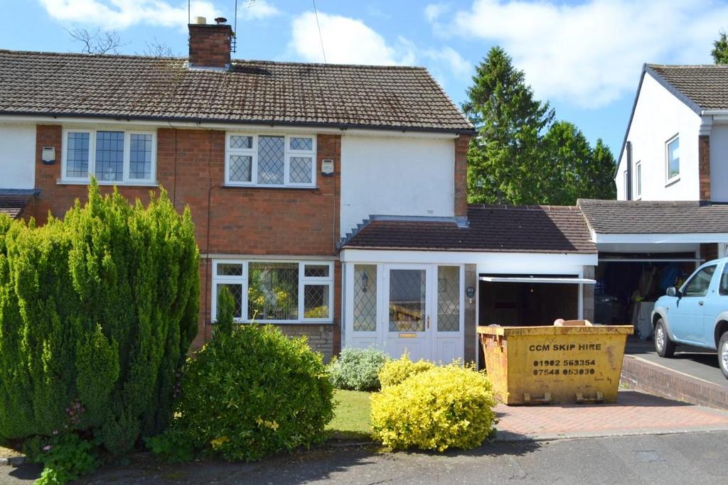 Dingle View, Sedgley DY3 3 bed semidetached house £275,000