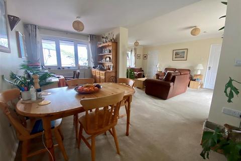 36 Ashton Crescent, Braunton, EX33 1RD