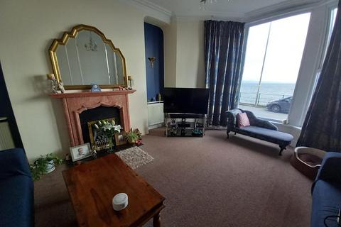 8 bedroom house for sale, Marine Terrace, Criccieth