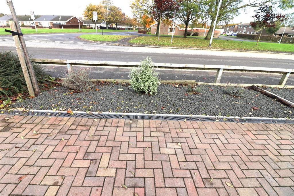 Additional small garden area