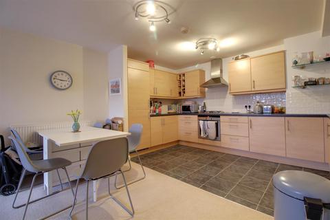 2 bedroom apartment for sale, Barge Arm, Gloucester Docks