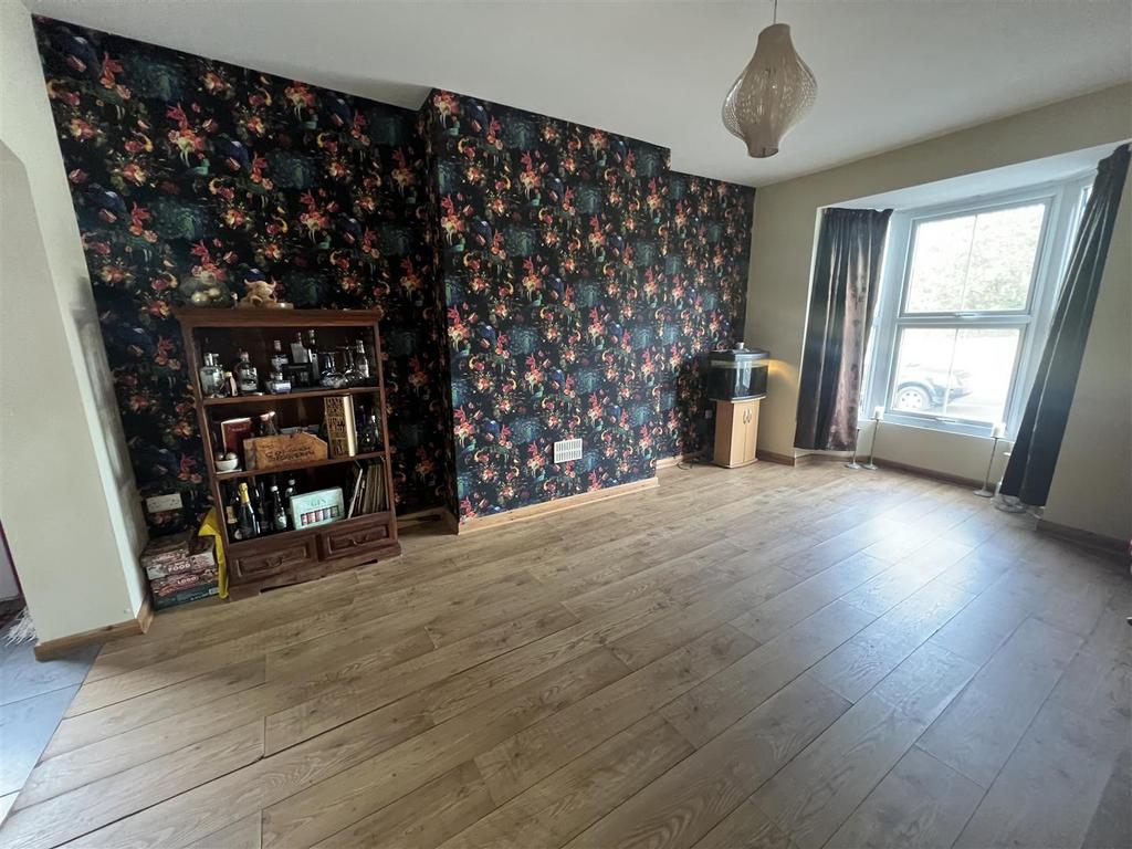 Goginan, Aberystwyth 4 bed house £215,000