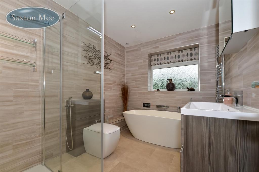 Bath 1.jpg