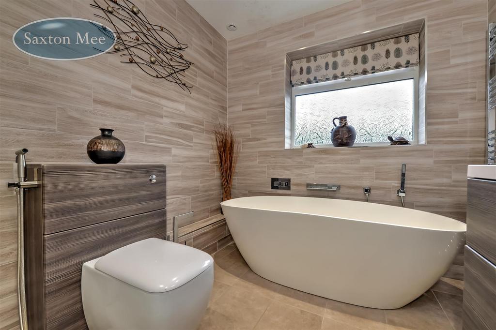 Bath2.jpg