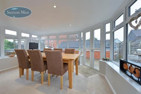27 Chapelfield Crescent, Thorpe Hesley, Rotherham, S61 2TP