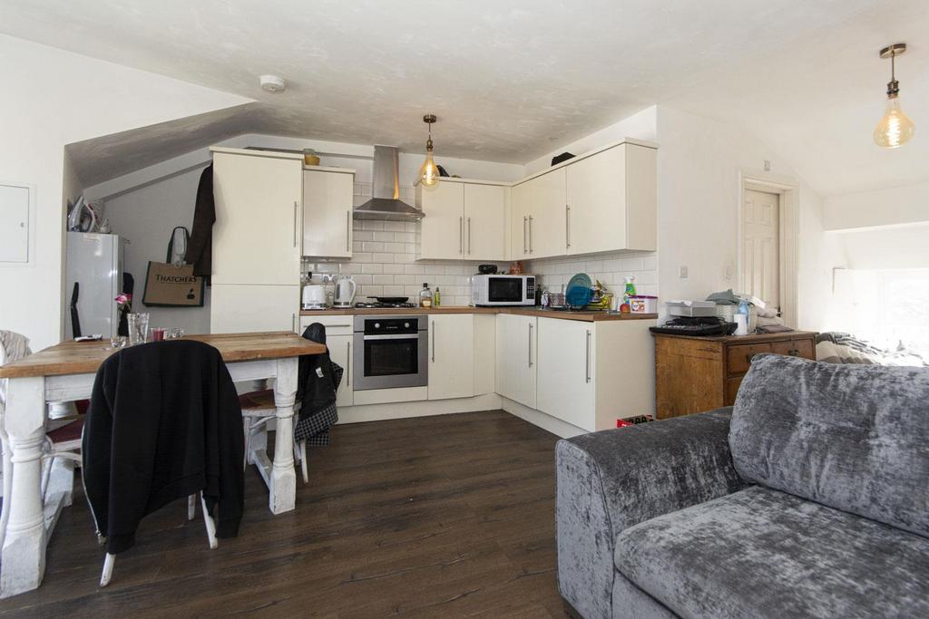 Lavender Hill 147 Flat F (1).jpg