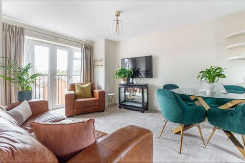 2 bedroom flat to rent, Fussell Way, Wollaston, Stourbridge, DY8 4GG