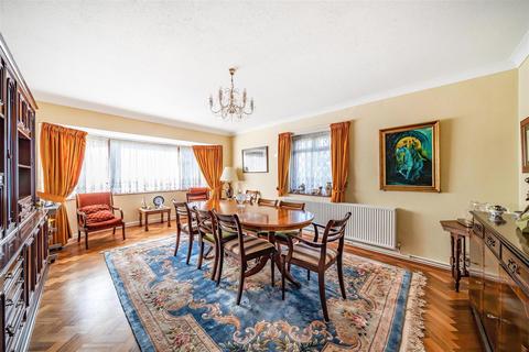 203 Banstead Road, Banstead, SM7 1QZ