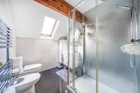 203 Banstead Road, Banstead, SM7 1QZ
