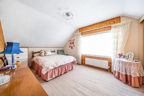 203 Banstead Road, Banstead, SM7 1QZ