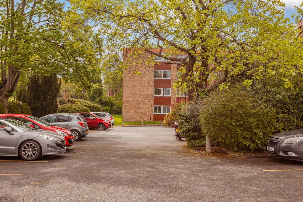 Shortlands Grove, Shortlands, BR2 1 bed apartment for sale £300,000