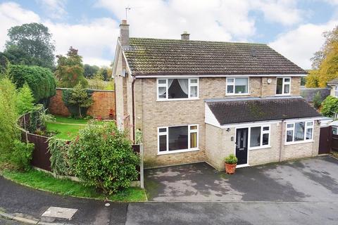 5 bedroom detached house for sale - Mickleborough Close, Weston by Welland