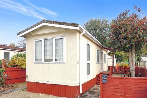 1 bedroom park home for sale - Kingsway Park, Tower Lane, Warmley, Bristol