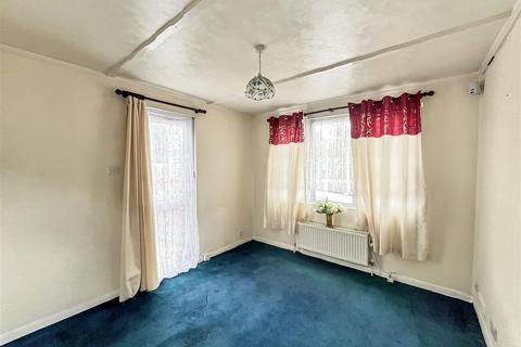 1 bedroom park home for sale, Kingsway Park, Tower Lane, Warmley, Bristol