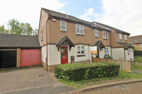 3 bedroom semi-detached house to rent, Yalts Brow, Emerson Valley, Milton Keynes