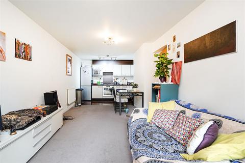 2 bedroom flat for sale, Cannock Court, Hawker Place, Walthamstow