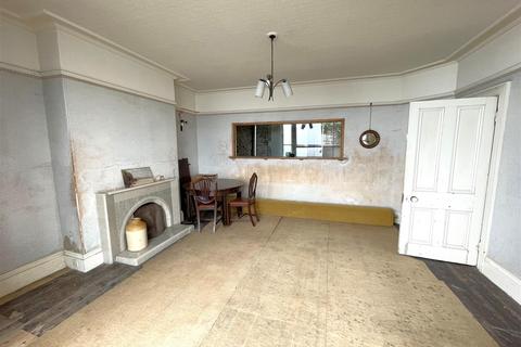 64 Esplanade, Fowey, PL23 1JA