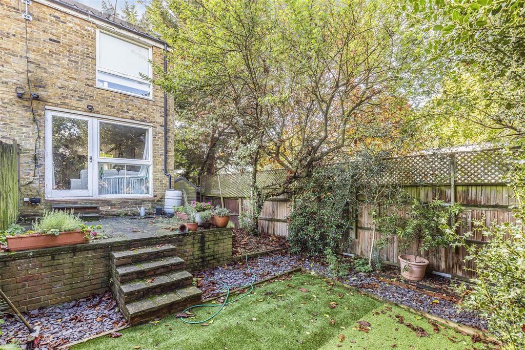 Westleigh Avenue, Putney 2 bed house for sale £625,000