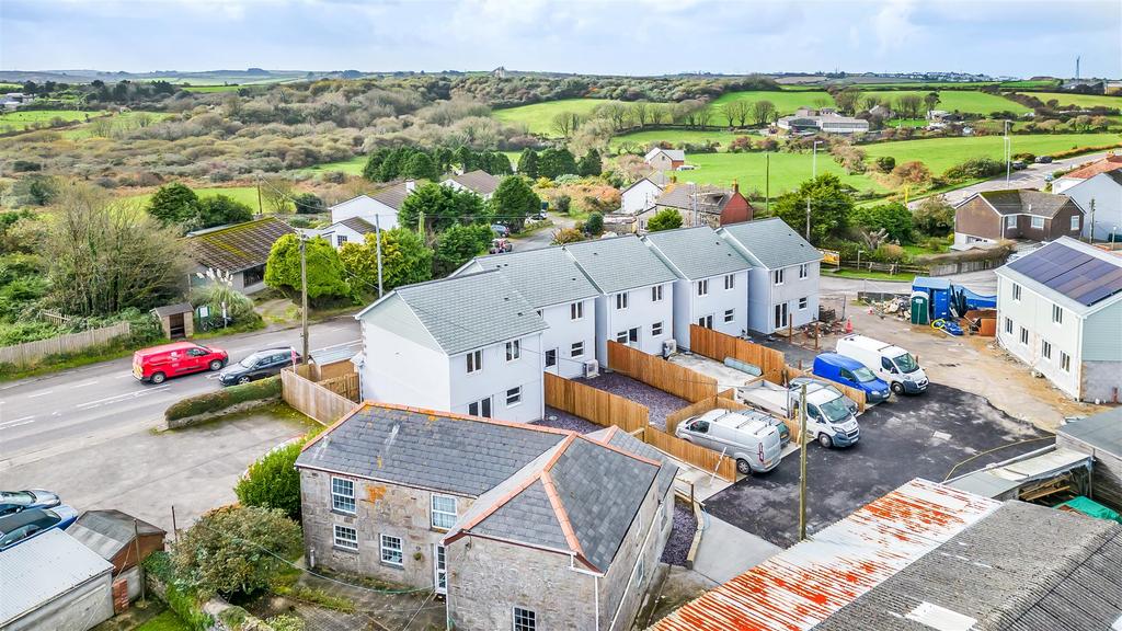 Longdowns, Penryn 3 bed detached house for sale £319,950