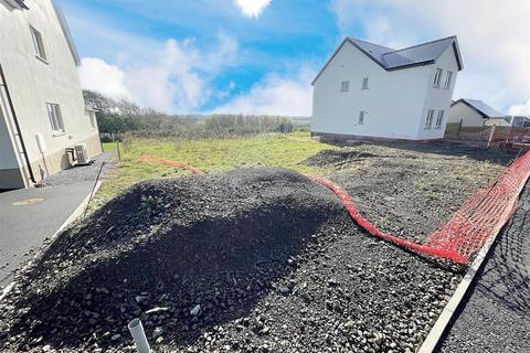 26 Dan Y Bryn, Pendine, Carmarthen, SA33 4EZ