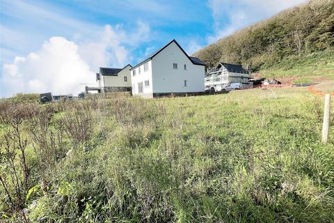 26 Dan Y Bryn, Pendine, Carmarthen, SA33 4EZ