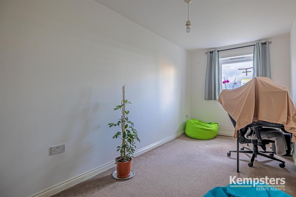 Bedroom 2.jpg